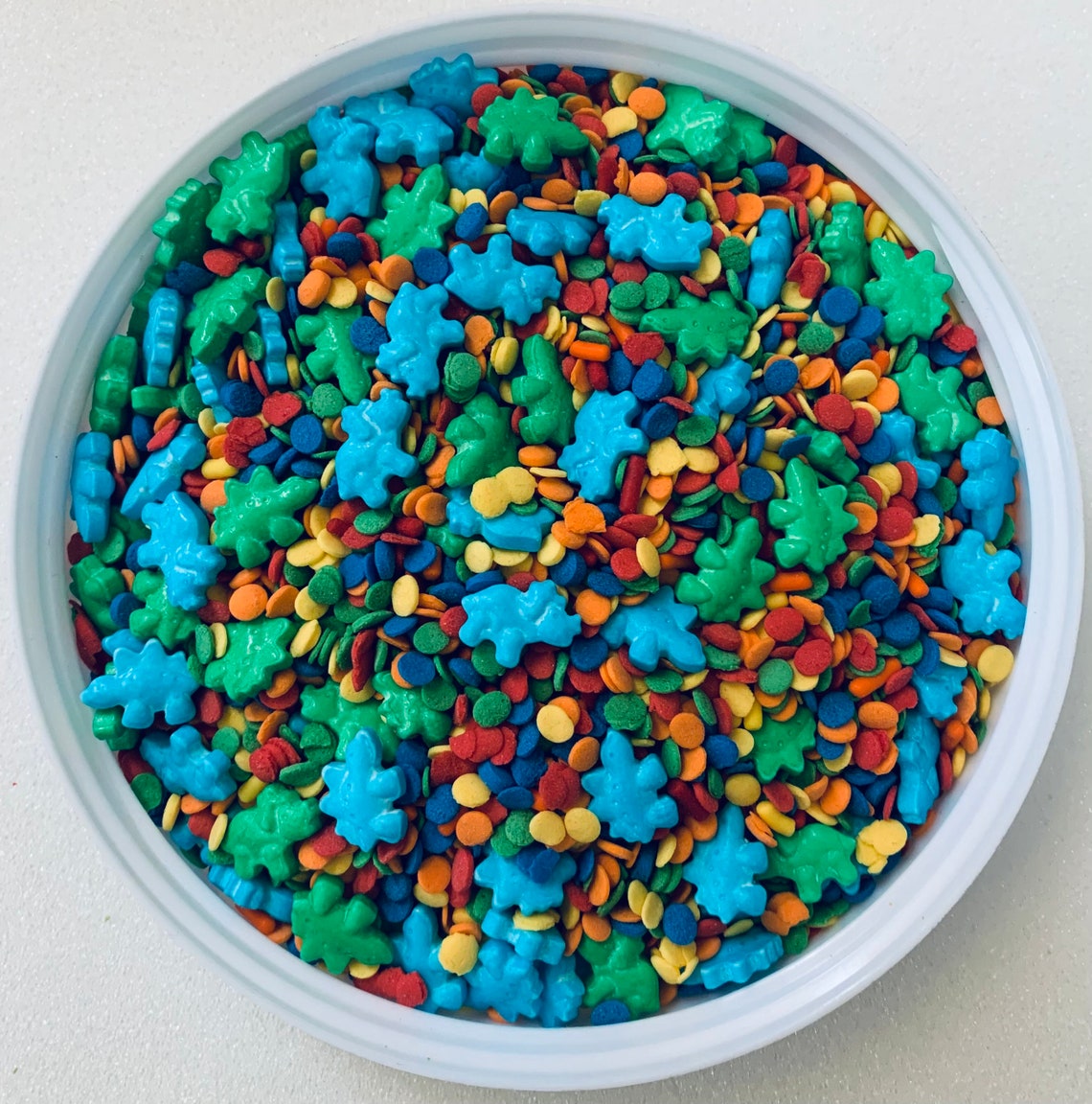 Dinosaur Pals Edible Confetti Sprinkle Mix – SugarMeLicious